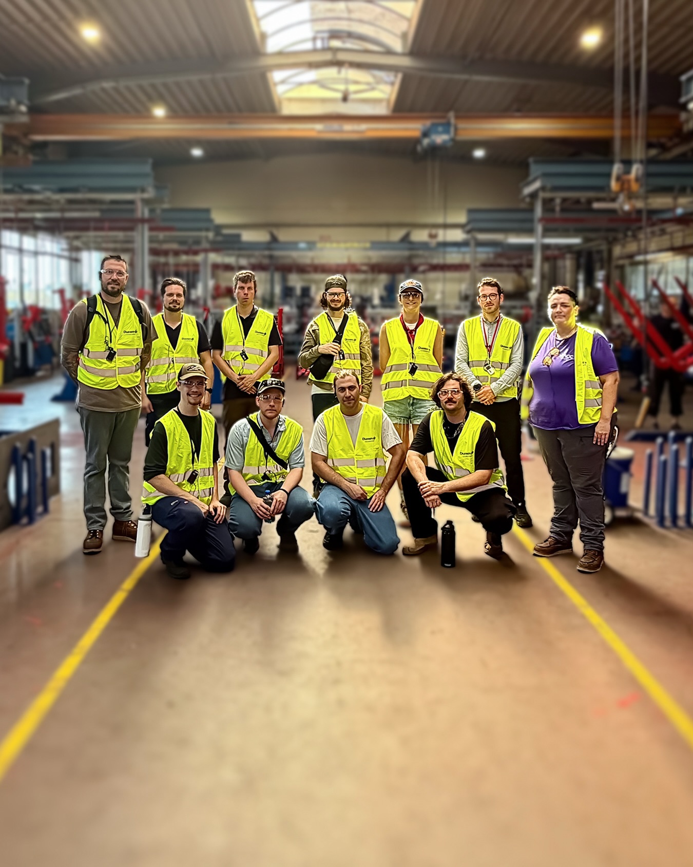 Bereits zum zweiten Mal durften wir eine Gruppe aus Texas in unserem Unternehmen begrüßen.Die Teilnehmerinnen und Teilnehmer des @accdistrict College waren im Rahmen eines Schweißlehrgangs der @hwk_koblenz bei uns zu Gast.
Wir haben uns sehr gefreut, spannende Einblicke in unsere Produktionsprozesse geben zu können und den fachlichen Austausch zu vertiefen.
Vielen Dank für euren Besuch und das große Interesse – wir freuen uns schon jetzt auf ein Wiedersehen!